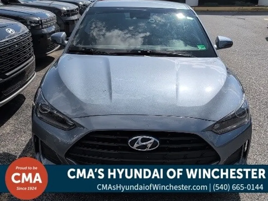 2020 Hyundai Veloster 2.0L Premium photo 1
