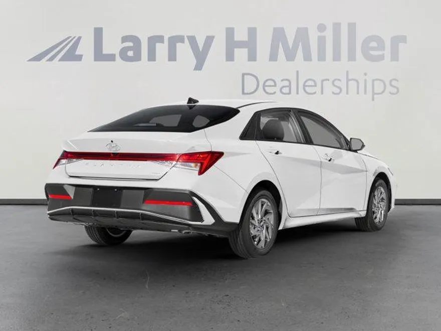2025 Hyundai Elantra Hybrid Blue photo 1