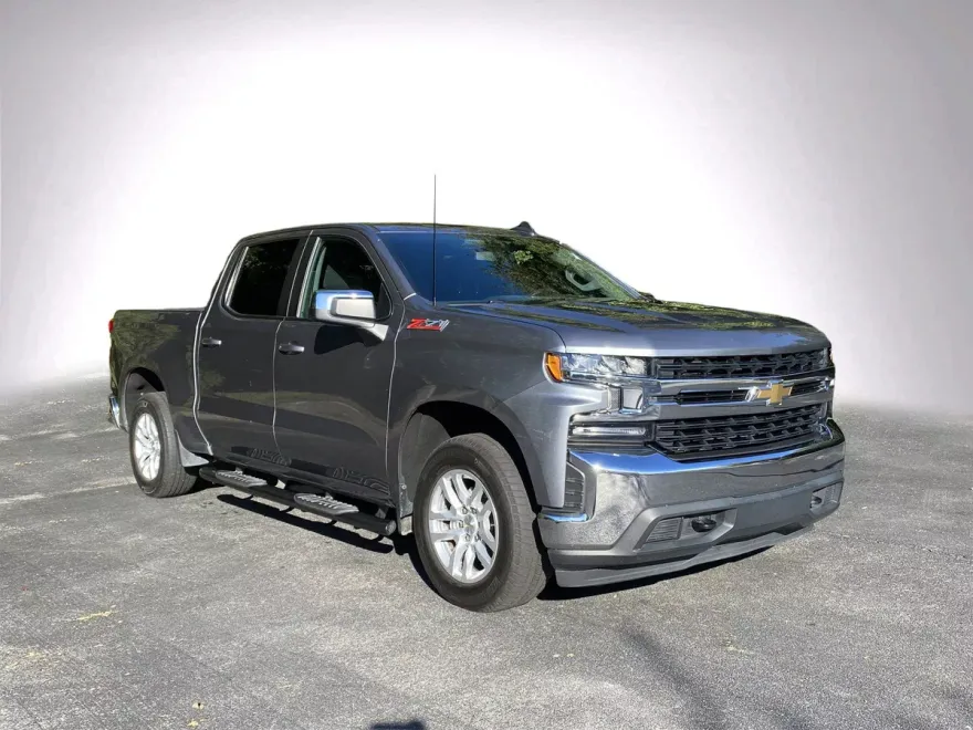 2020 Chevrolet Silverado 1500 LT photo 1