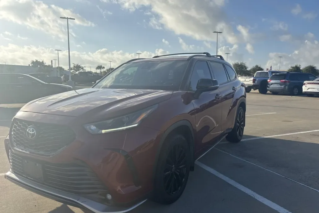 2023 Toyota Highlander Limited Platinum XLE XSE photo 1