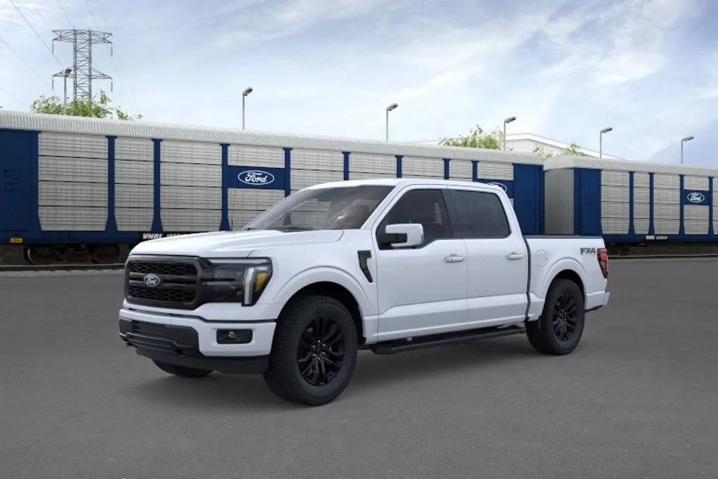2025 Ford F-150 Lariat photo 1