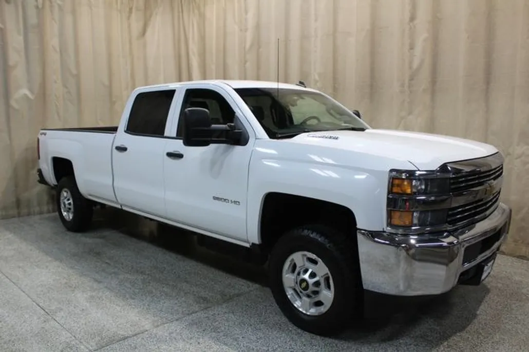 2015 Chevrolet Silverado 2500HD LT photo 1