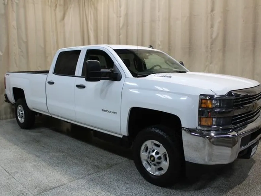 2015 Chevrolet Silverado 2500HD LT photo 1