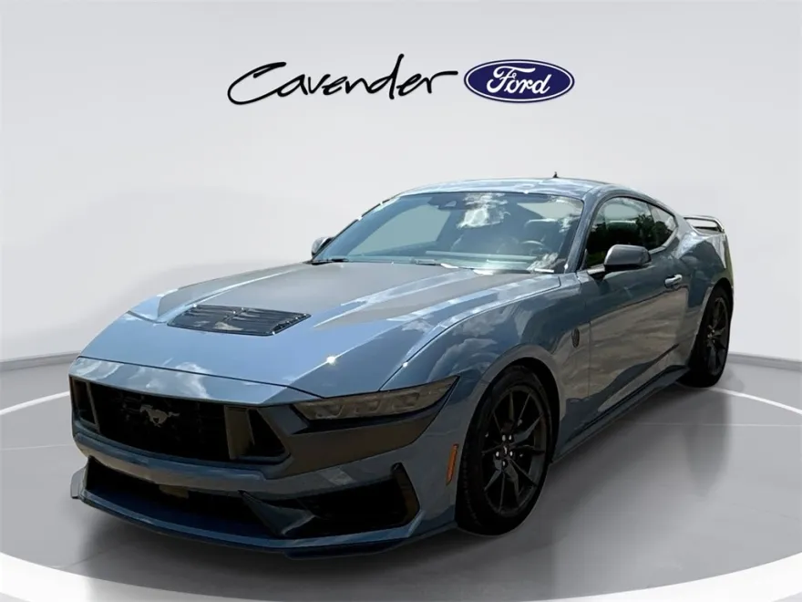 2024 Ford Mustang Dark Horse photo 1