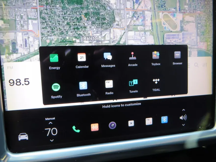 2017 Tesla Model X 100D photo 25