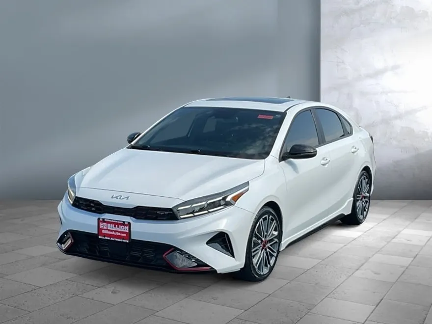 2022 Kia Forte GT photo 1
