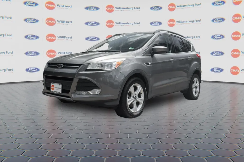 2014 Ford Escape Titanium photo 1