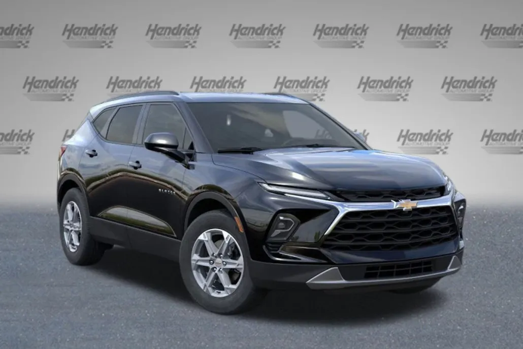 2025 Chevrolet Blazer 2LT photo 1