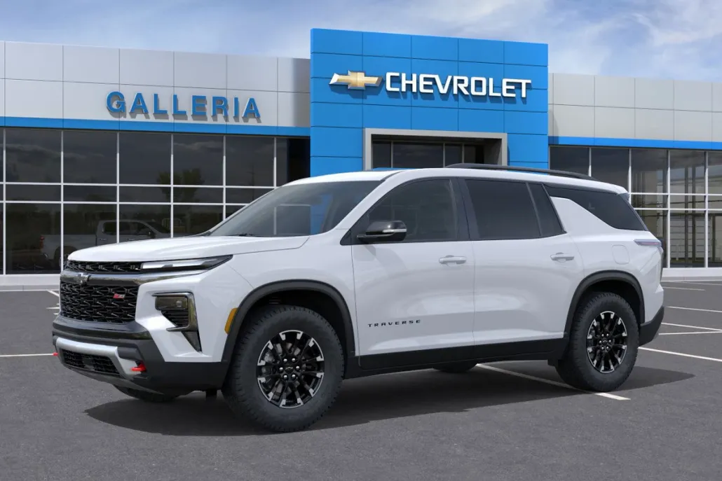 2026 Chevrolet Traverse Z71 photo 1