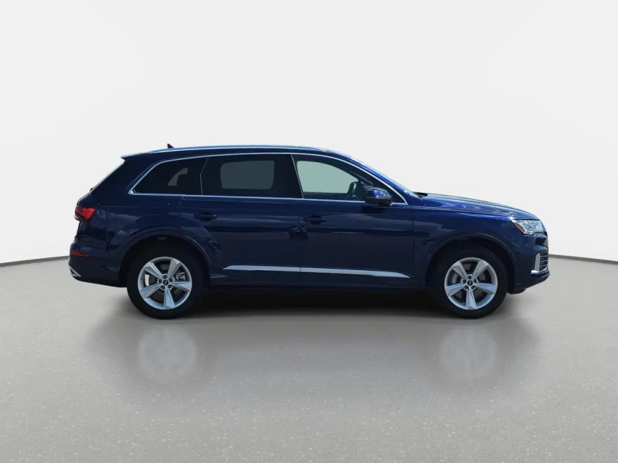 2023 Audi Q7 Premium Plus photo 1