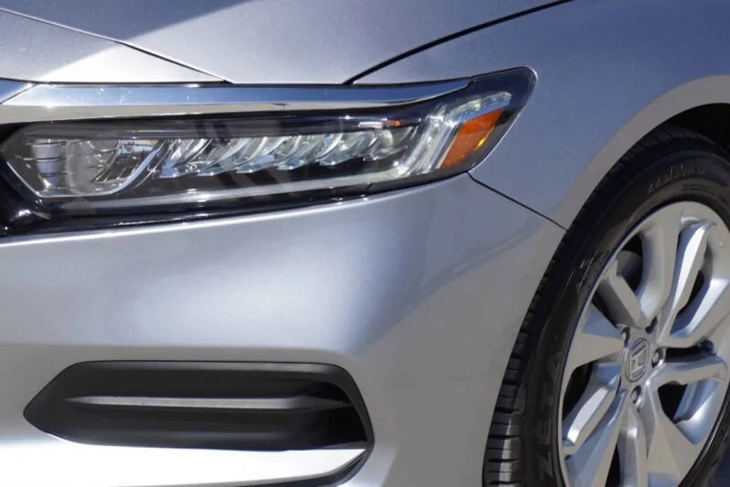 2020 Honda Accord LX photo 1