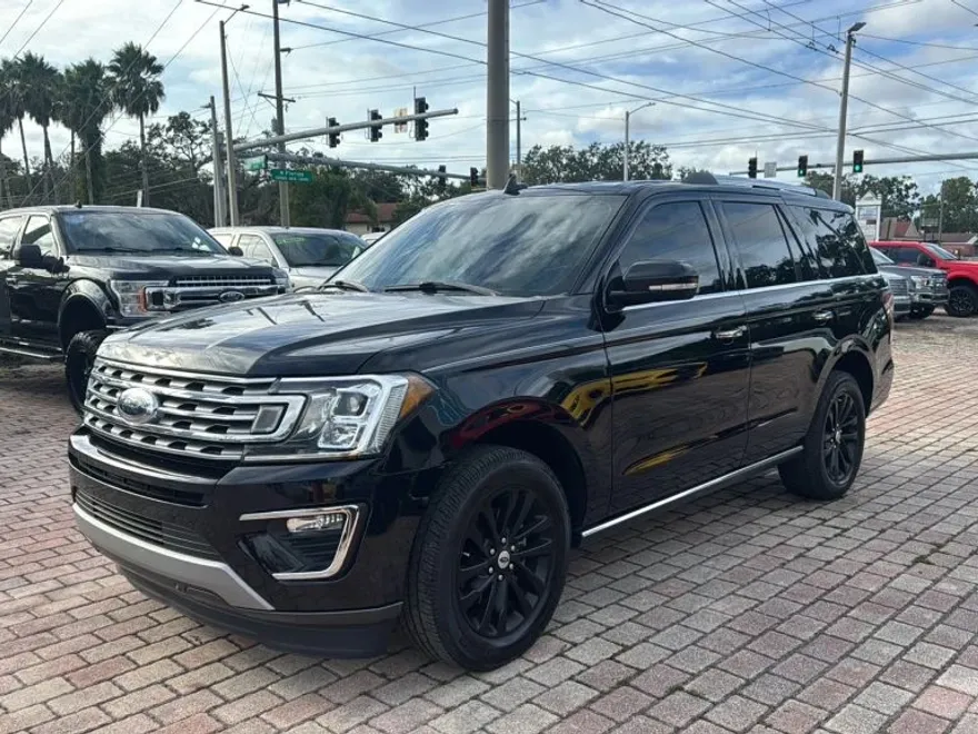 2020 Ford Expedition Limited photo 1