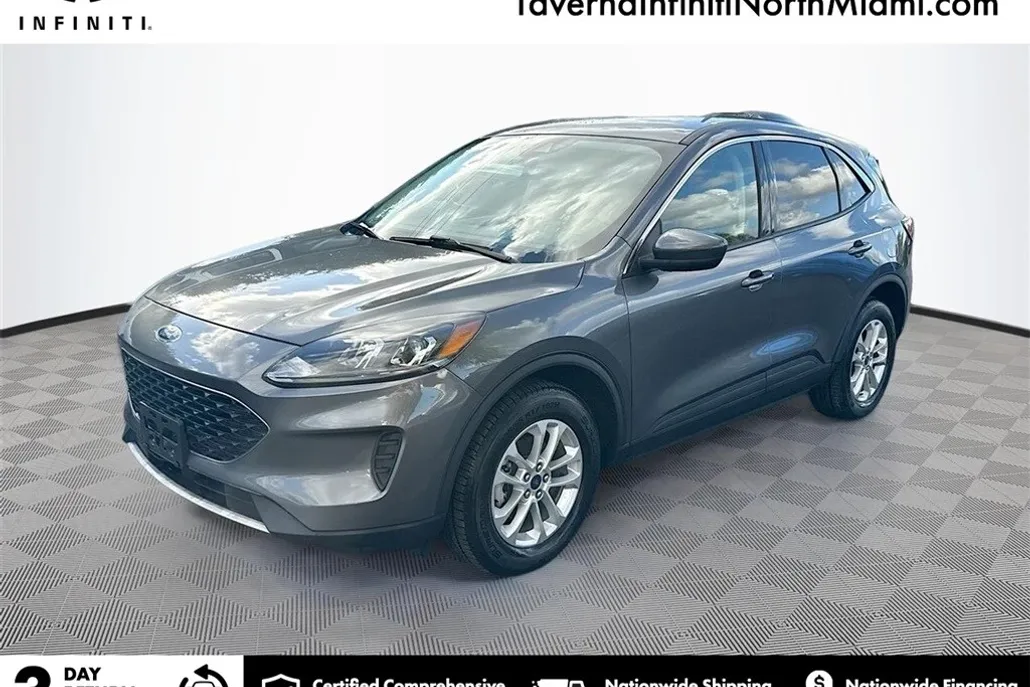 2021 Ford Escape SE photo 1
