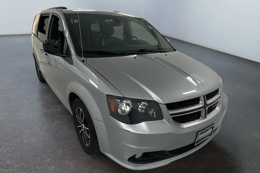 2018 Dodge Grand Caravan GT photo 1