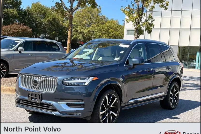 2024 Volvo XC90 AWD Plus photo 1