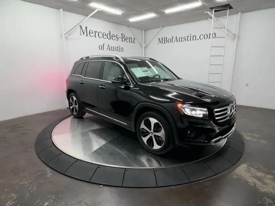 2025 Mercedes Benz GLB 250 photo 1