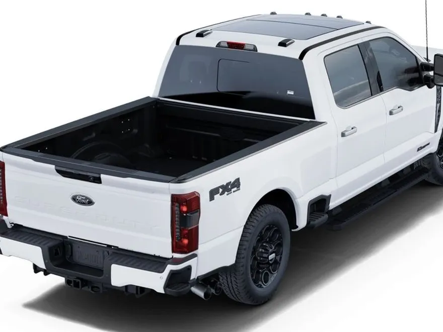 2025 Ford F-350 Lariat photo 1