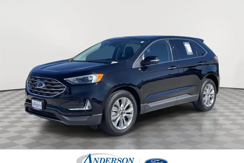 2024 Ford Edge Titanium photo 1