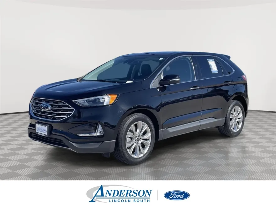 2024 Ford Edge Titanium photo 1