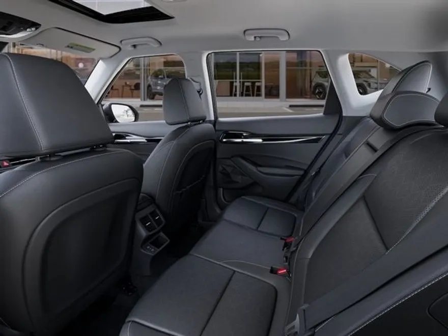 2025 Kia Seltos SX photo 18