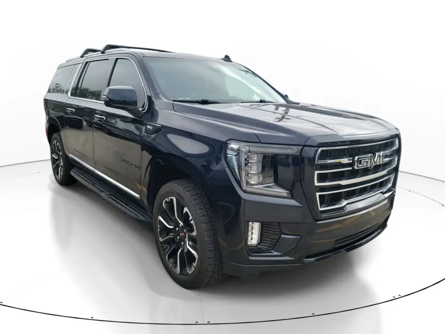 2022 Gmc Yukon XL SLT photo 1