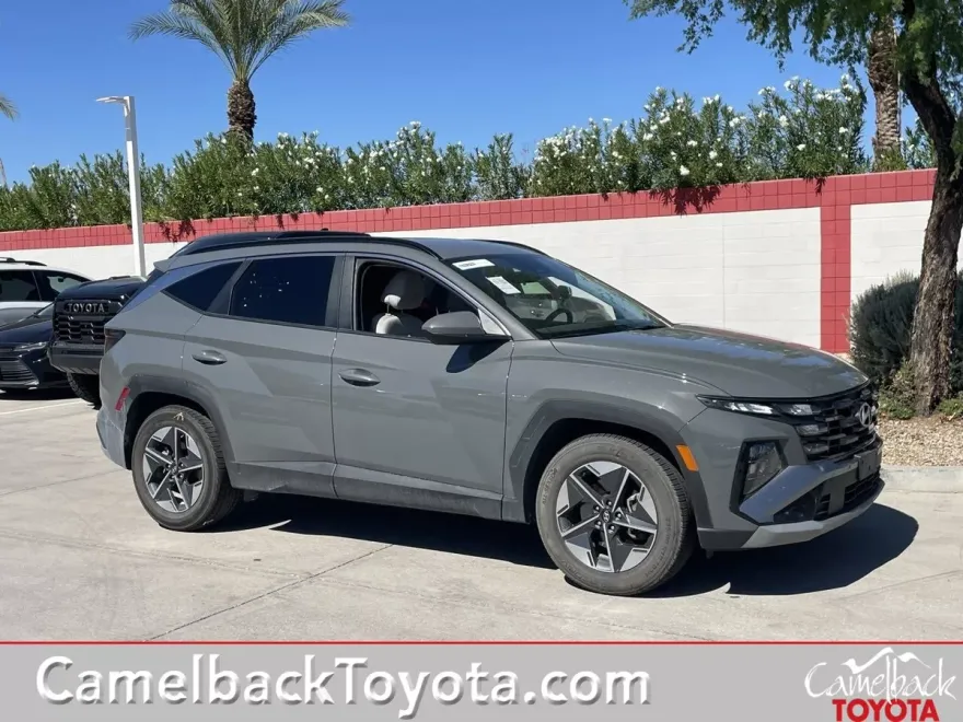 2025 Hyundai Tucson SEL photo 1