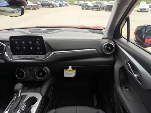 2025 Chevrolet Blazer 3LT photo 4