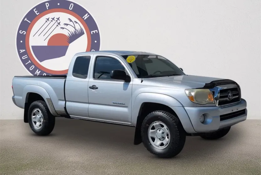 2010 Toyota Tacoma PreRunner photo 1