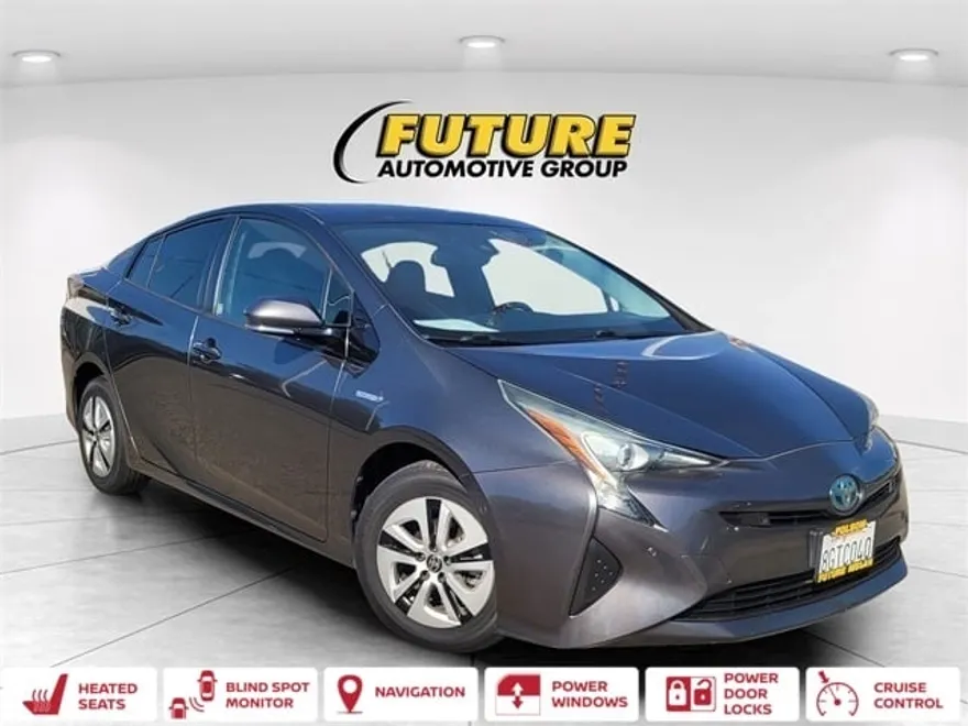 2018 Toyota Prius Four photo 1