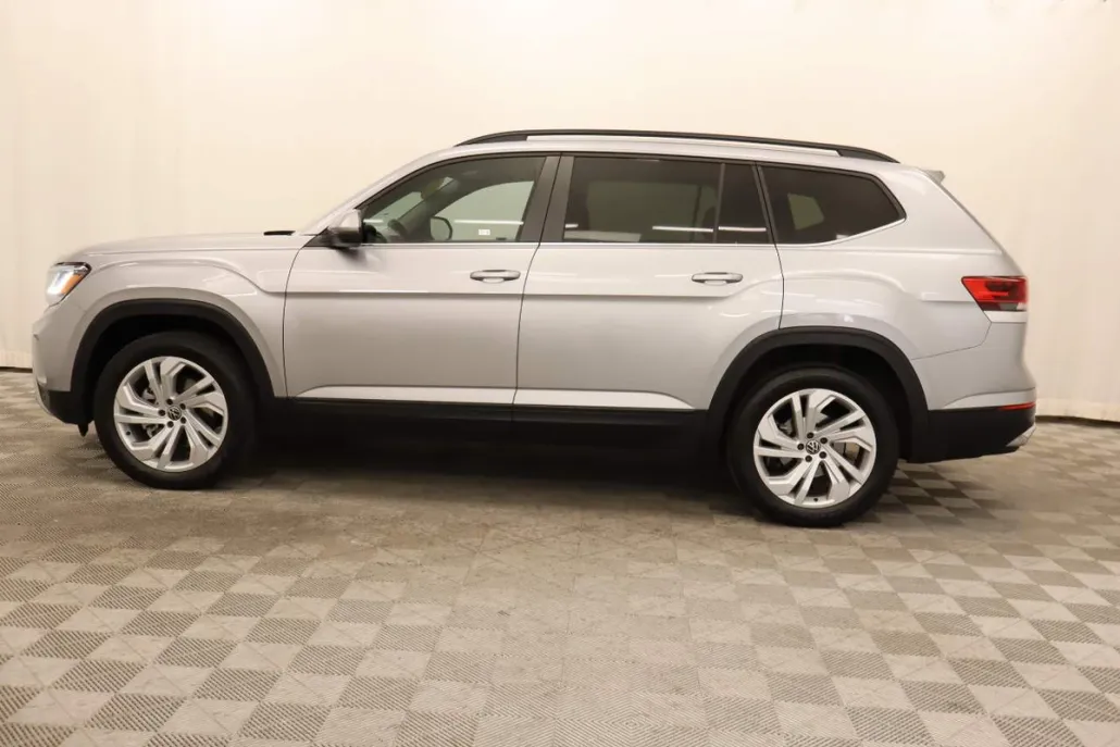 2022 Volkswagen Atlas V6 SE photo 1