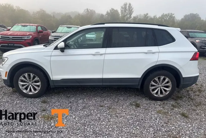 2020 Volkswagen Tiguan S photo 1
