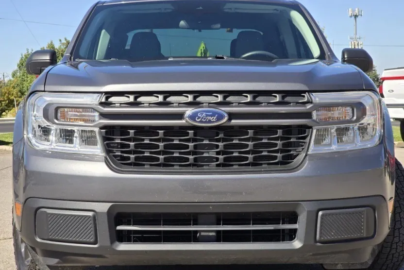 2022 Ford Maverick XLT photo 1