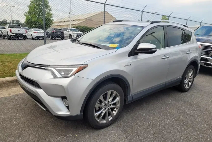 2016 Toyota RAV4 Hybrid Limited photo 1