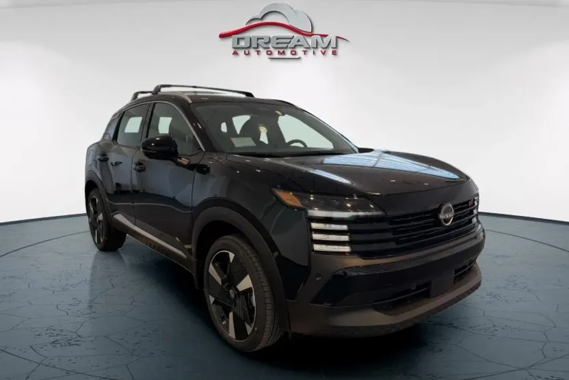 2025 Nissan Kicks SR photo 1