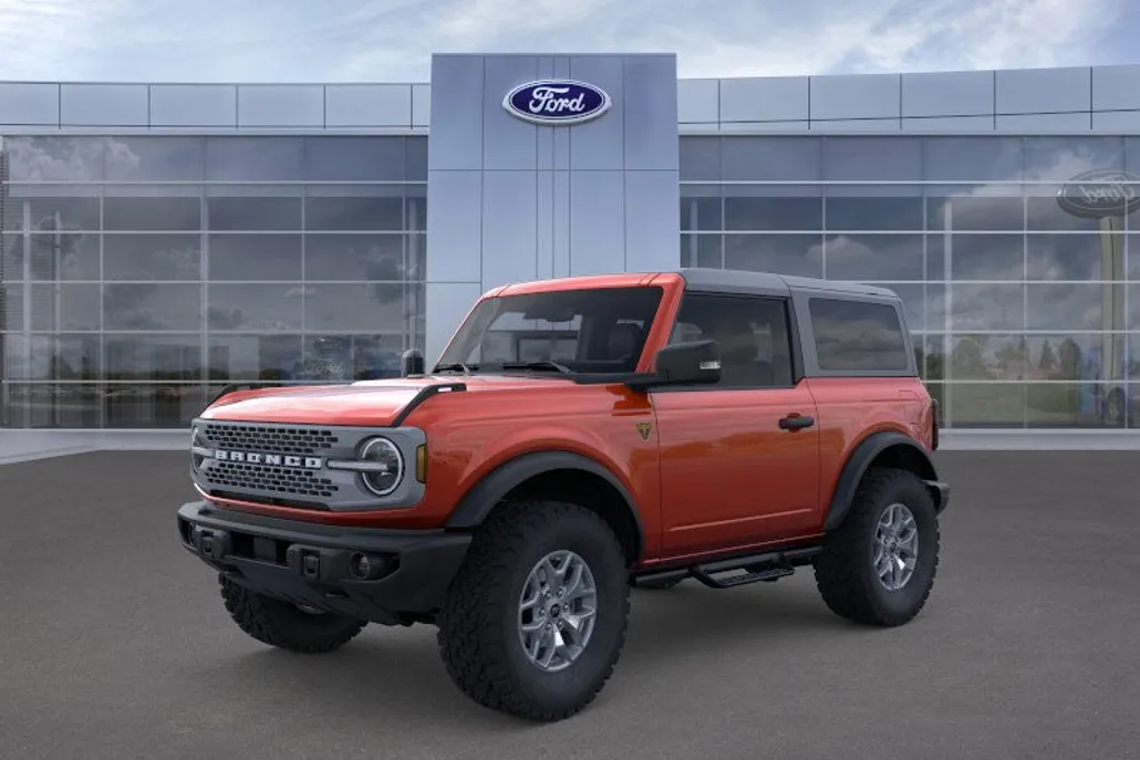 2023 Ford Bronco Badlands photo 1
