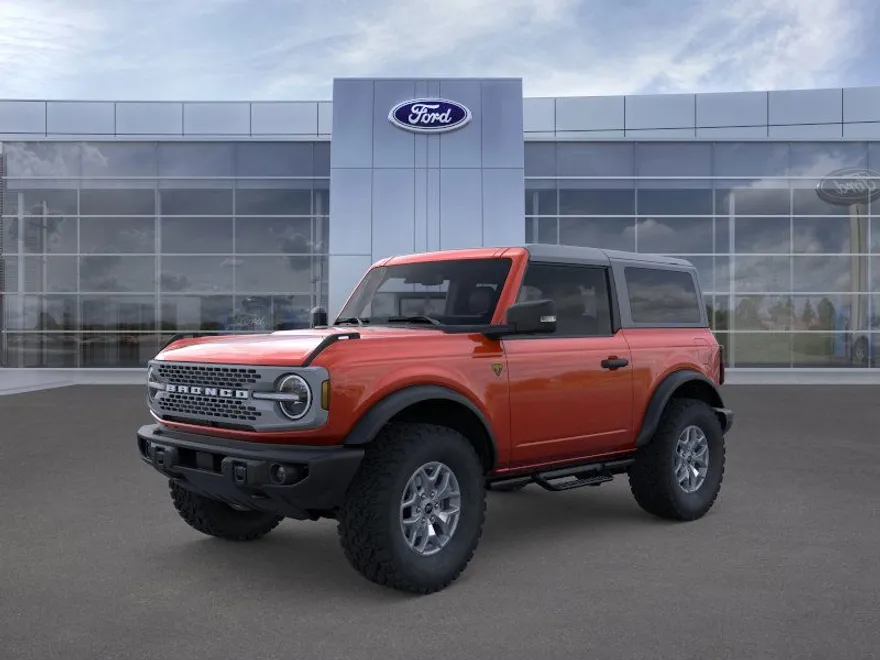 2023 Ford Bronco Badlands photo 1