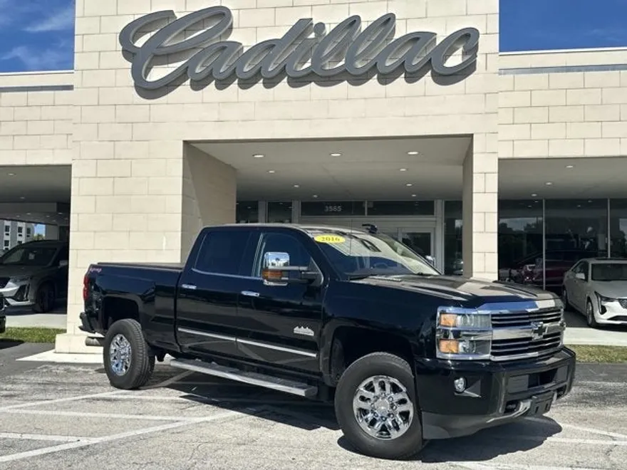 2016 Chevrolet Silverado 3500HD High Country photo 1