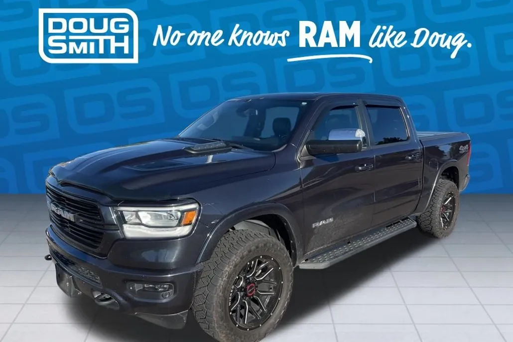 2019 Ram 1500 Laramie photo 1