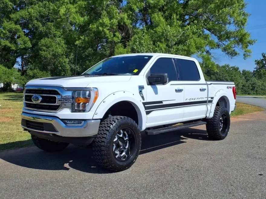 2022 Ford F-150 XLT photo 1