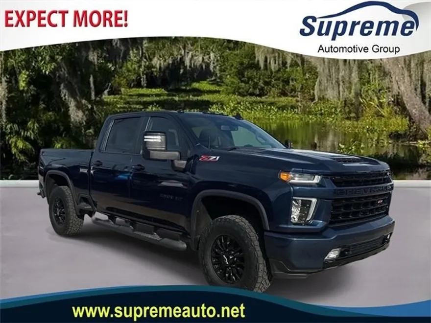 2022 Chevrolet Silverado 2500HD LT photo 1