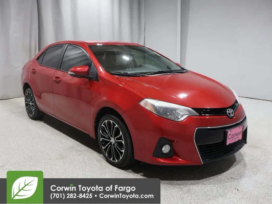 2016 Toyota Corolla Plus photo 1
