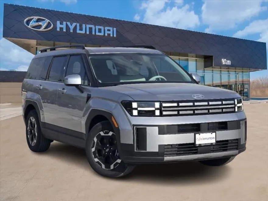 2025 Hyundai Santa Fe SEL photo 1