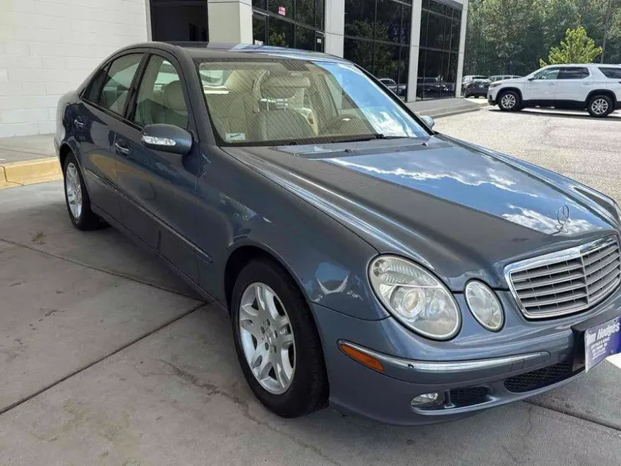 2005 Mercedes Benz E 320 photo 1