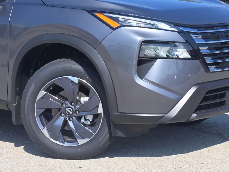 2026 Nissan Rogue SV photo 1