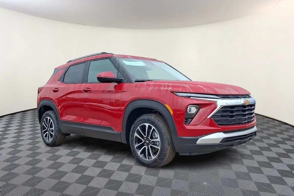 2026 Chevrolet Trailblazer LT photo 1