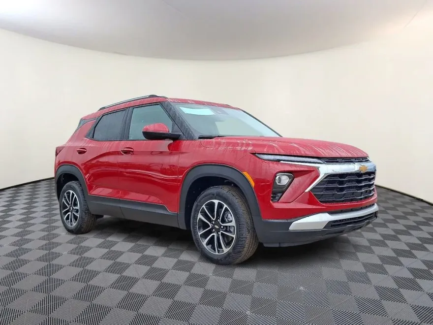 2026 Chevrolet Trailblazer LT photo 1