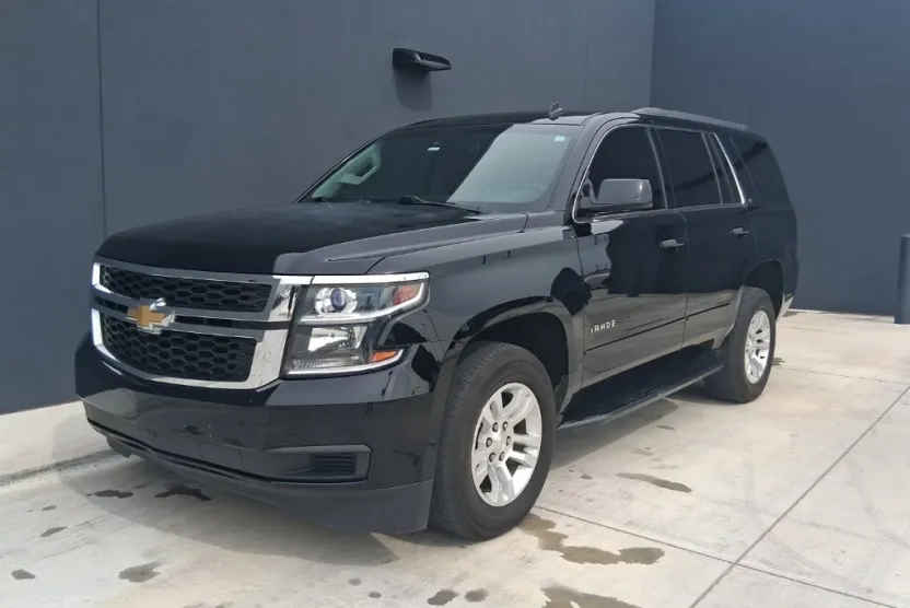 2015 Chevrolet Tahoe LT photo 1