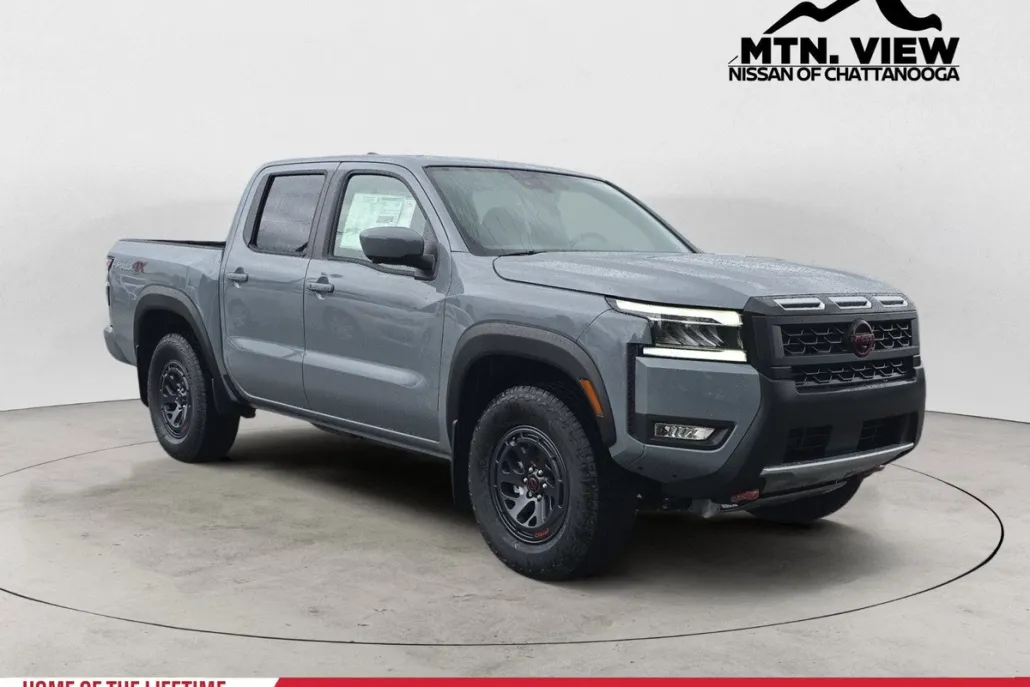 2025 Nissan Frontier PRO-4X photo 1