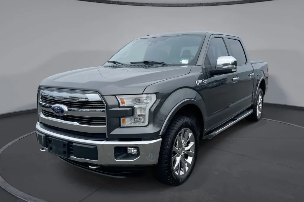 2015 Ford F-150 Lariat photo 1