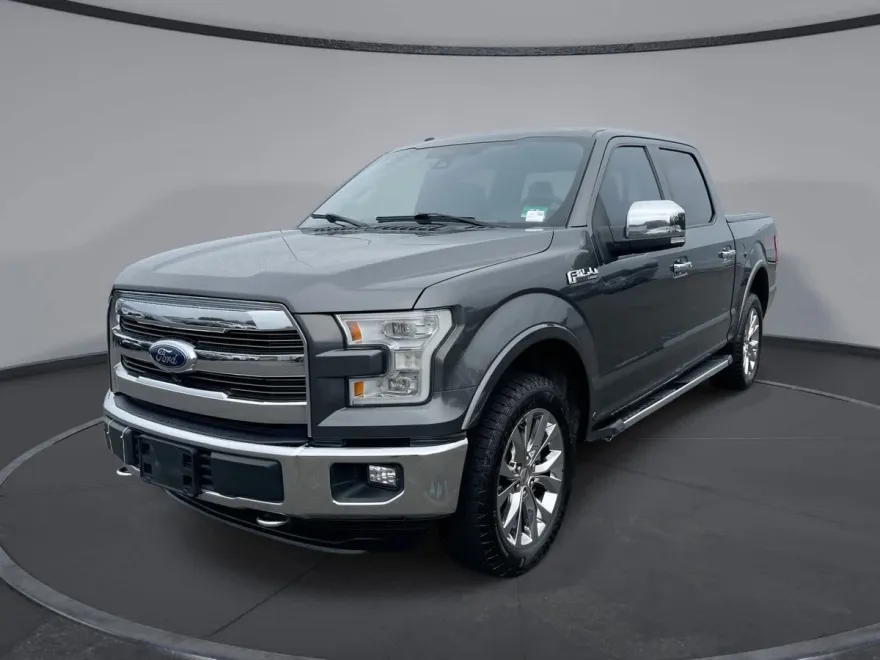 2015 Ford F-150 Lariat photo 1